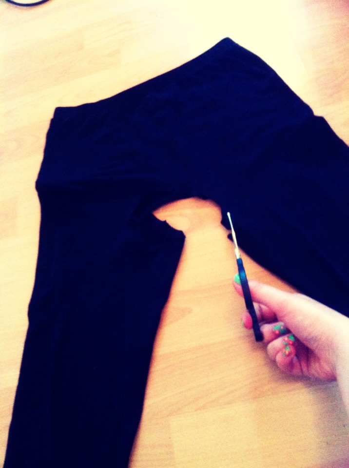 TURN YOUR OLD LEGGINGS INTO A STYLISH CROP TOP IN MINUTES!💋💋 Musely