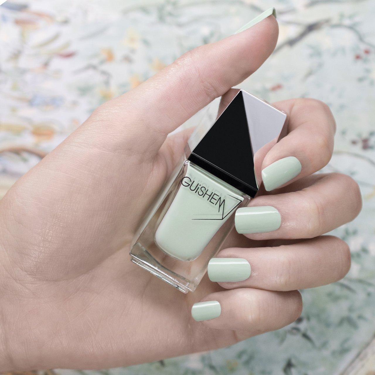 GUiSHEM Premium Nail Lacquer Crème Icy Mint, Whisper Mint - 181 GUiSHEM Premium Nail Lacquer Crème Icy Mint, Whisper Mint - 181