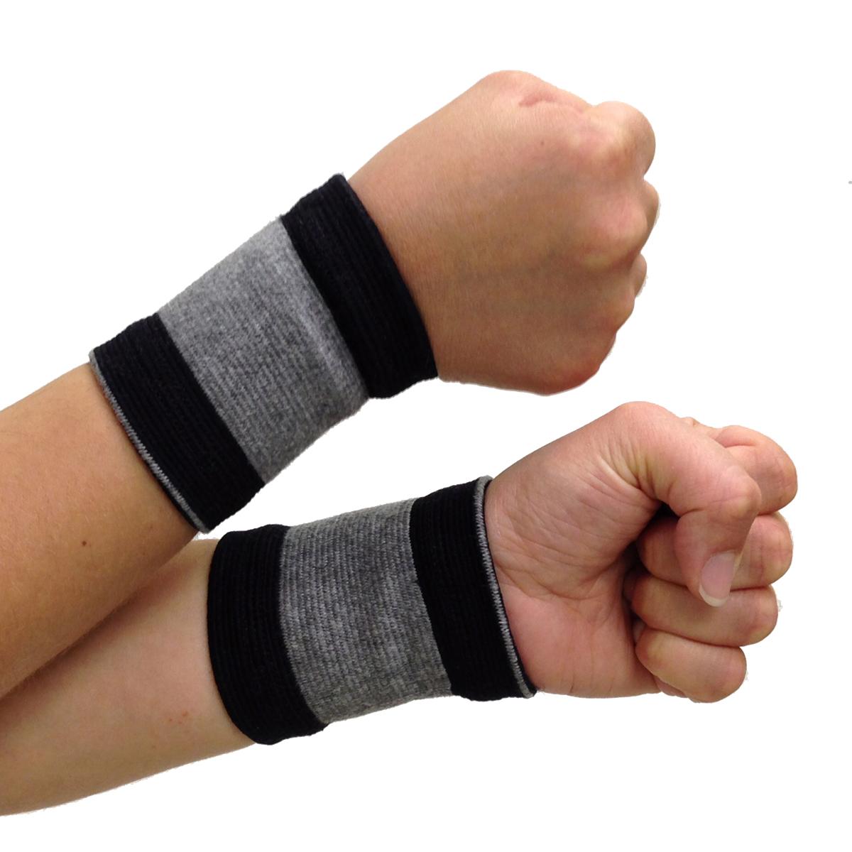 Self-Warming Wrist Bands (1 Pair - 2 Bands) | Bamboo Charcoal Technology Self-Warming Wrist Bands (1 Pair - 2 Bands) | Bamboo Charcoal Technology