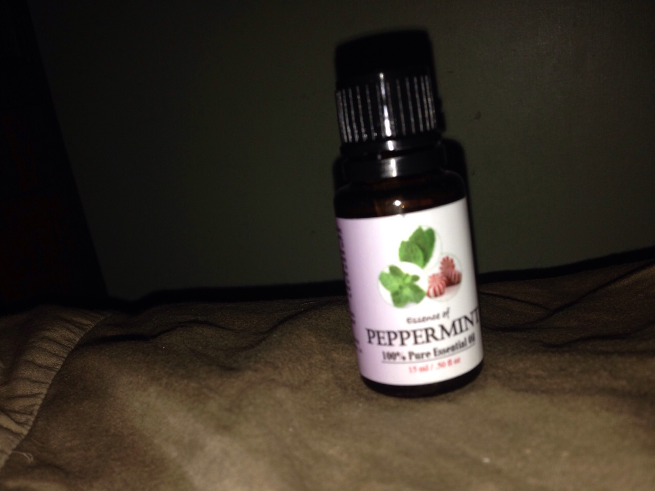 this sugar scrub recipe I used coconut oil but you can also use Almond oil or grapeseed oil in place of the coconut. They have great moisturizing properties that will replenish moisture and remove dry skin cells. I’ve also added vitamin e oil, which also helps nourish dry skin.