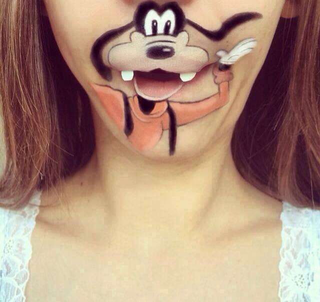 Mouth Paint Art. Musely