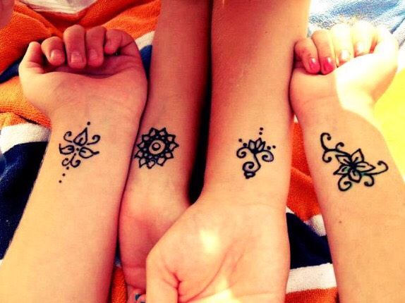 5 Small Henna  Designs  by Savannah Wiese Musely