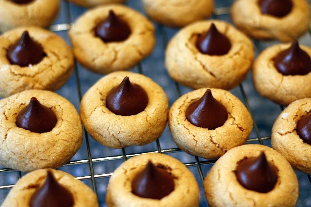 Peanut Butter Kiss Cookies Musely