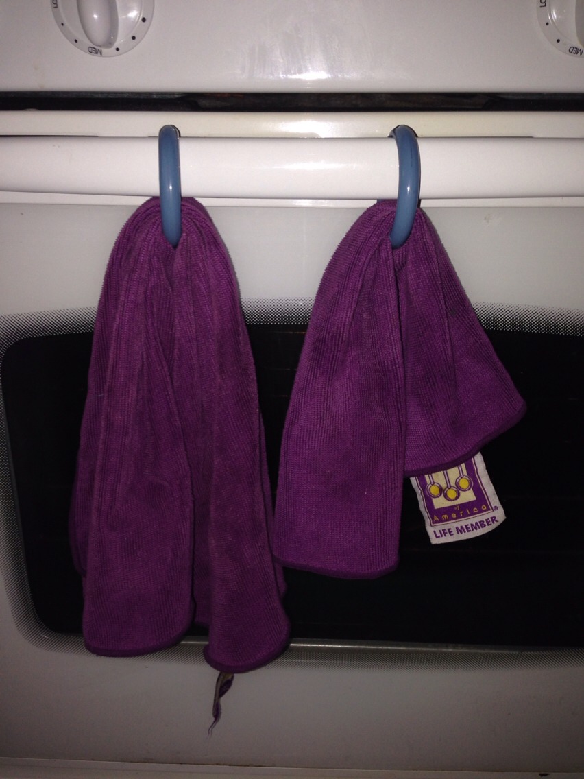 Tired Of Your Hand Towels falling Down Off Your Stove Handle? Musely