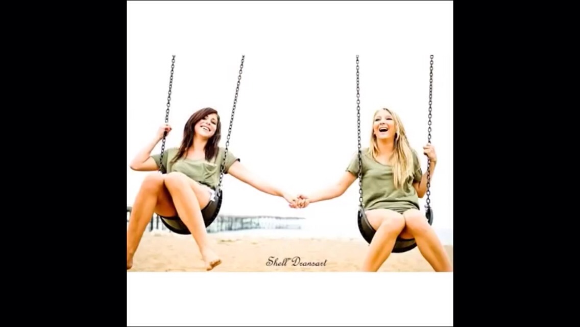 fun-pics-to-take-with-friends-musely