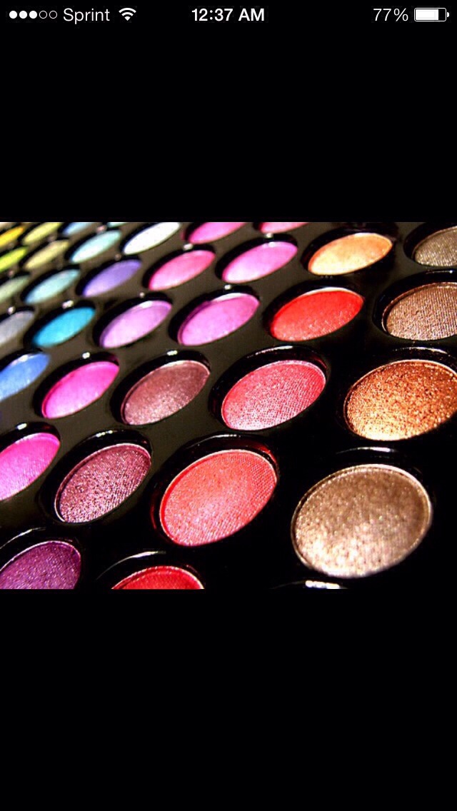 How To Turn You Favorite Eyeshadow Into Eyeliner( Musely