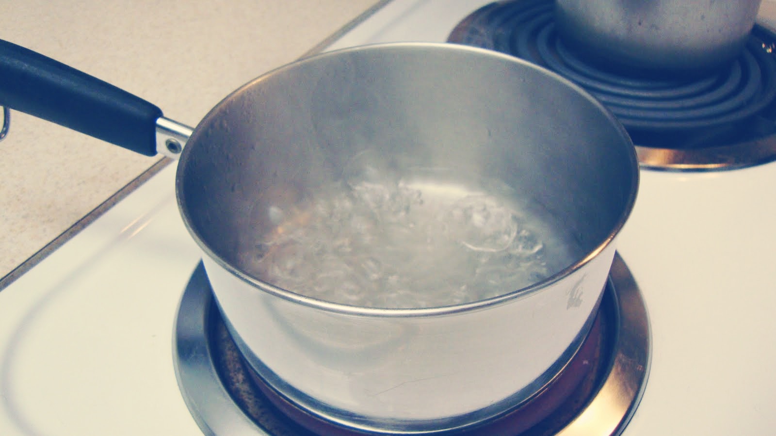 Using A Cotton Bud Dipped In Hot Water Can Relieve You Of Those Awful 