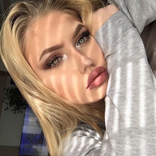 make your lips bigger at home