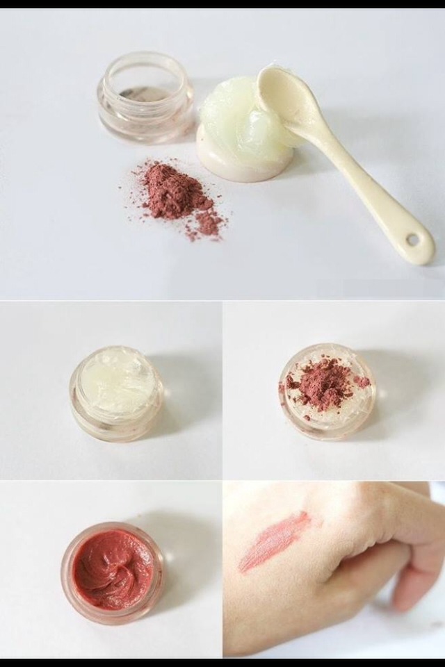 Vaseline+eyeshadow=lipstick 👍 Musely