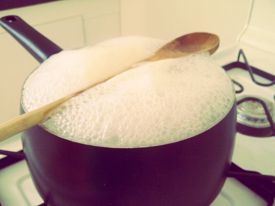 Place A Wooden Spoon Over A Pot While Cooking, To Prevent It From