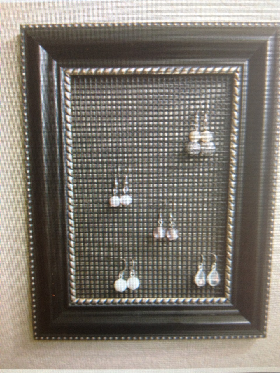 Easy DIY Picture Frame Earring Holder Musely