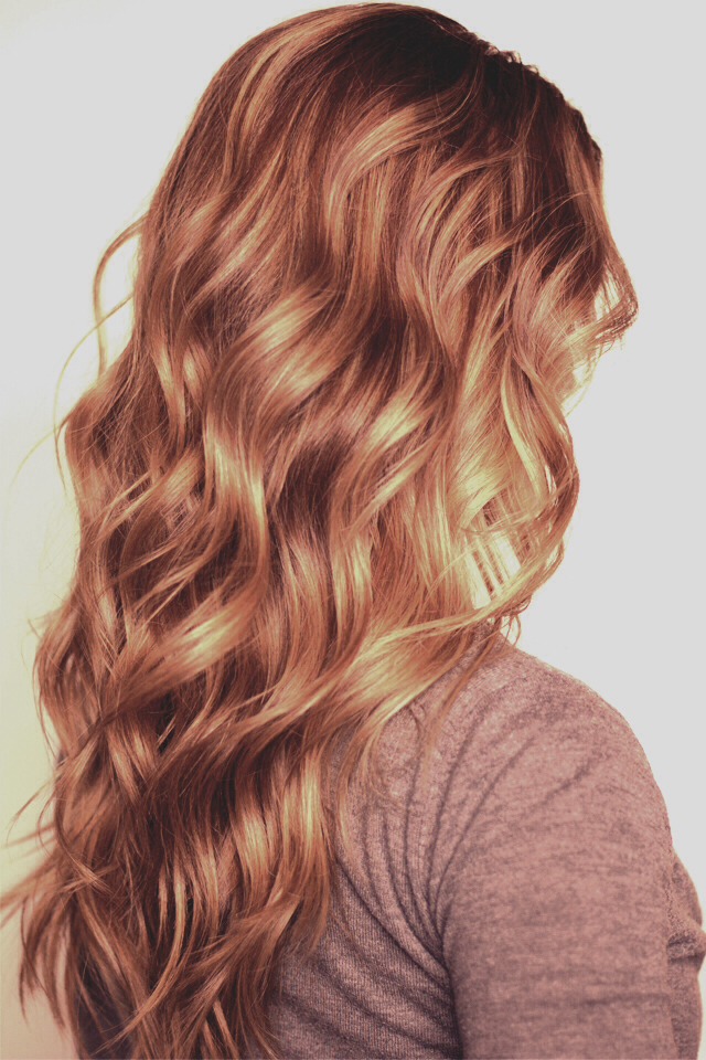 quick-and-easy-way-to-curl-your-hair-with-straighteners-musely