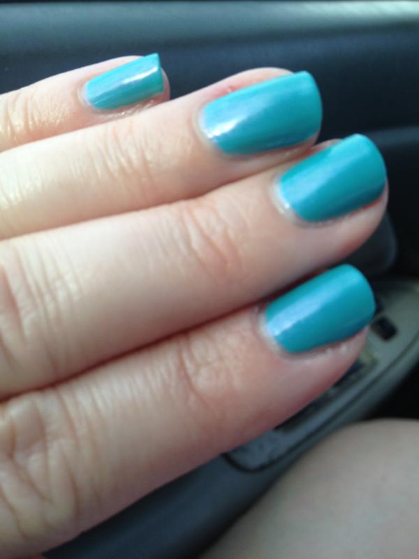 Easy Way To Avoid Bubbles While You Dry Your Nail Polish Musely