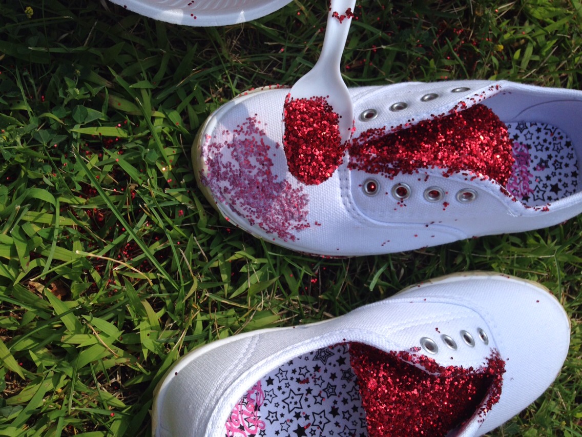 How To Make Glitter Shoes For Under 20! Musely