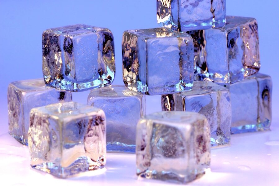 How To Avoid Cloudy Icecubes! by Hannah Graham Musely