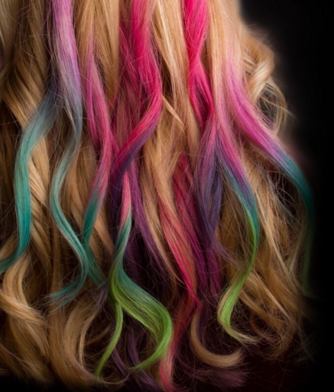 Hair Chalking Tutorial By Julia Valenti Musely