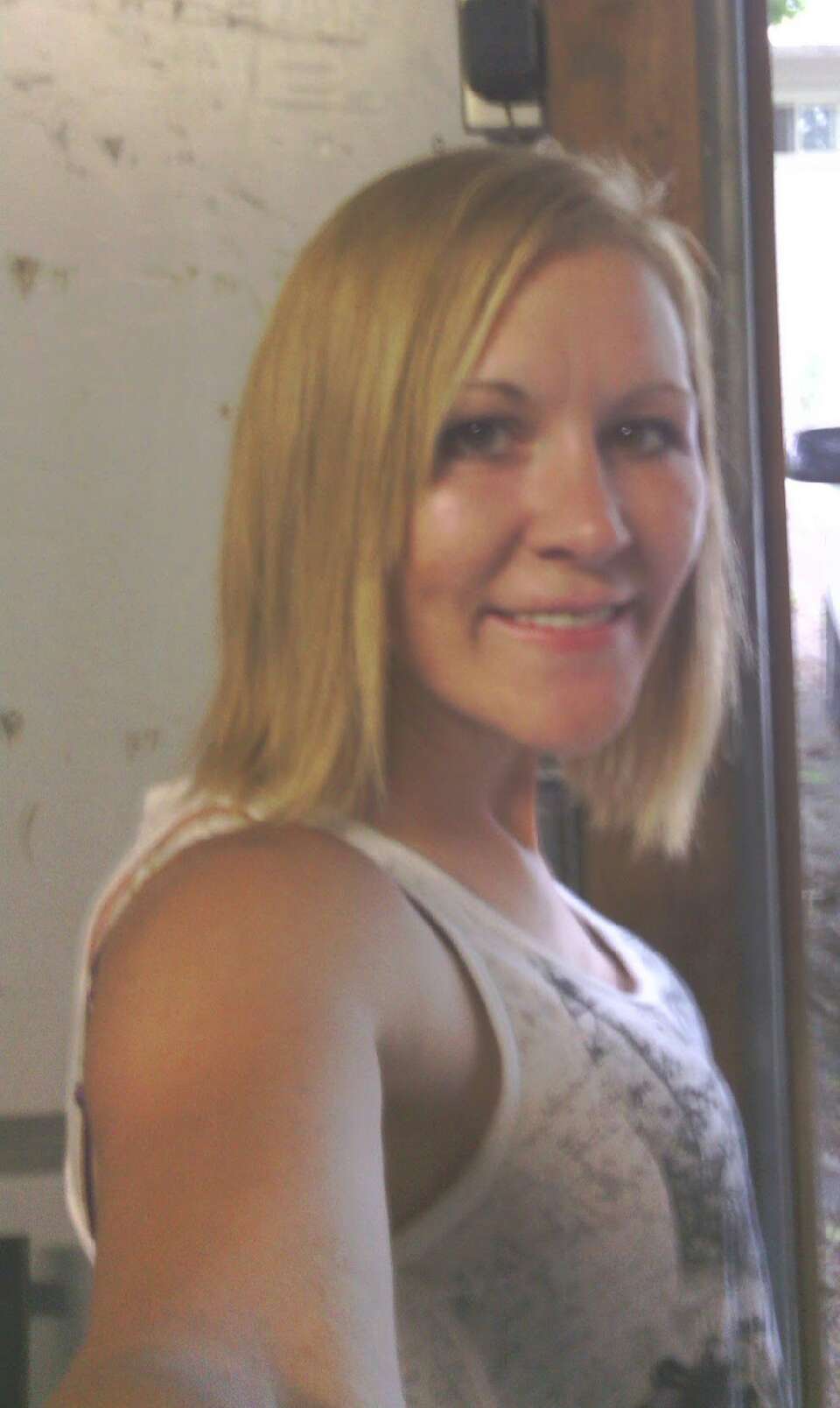 Which Way Should I Wear My Hair I m 28 And Need To Know Is It Better which-way-should-i-wear-my-hair-i-m-28-and-need-to-know-is-it-better