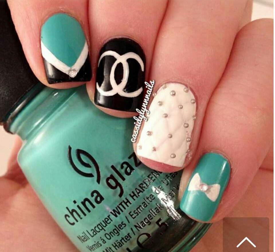 Beautiful Chanel Inspired Nails!! - Musely