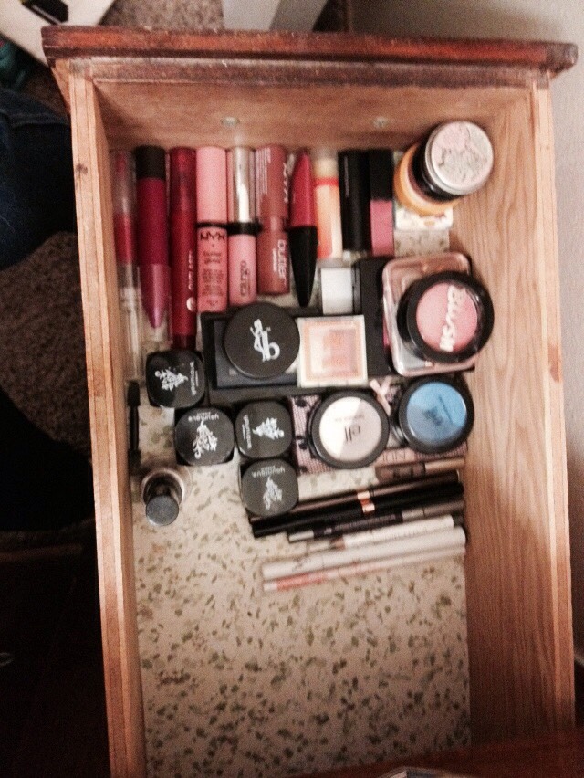 How To Organize Your Makeup Drawer By Bethany Rose Musely