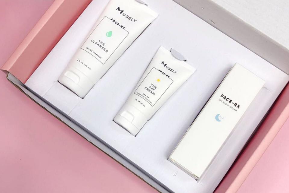 Meet Face-RxA full fledged anti-aging treatment formulated with tretinoin to bring a no-hassle approach to achieving ageless skin. 

Face-Rx includes:
• Night Cream: A prescription tretinoin cream has been formulated by our dermatologists to effectively treat wrinkles, texture, and sun damage.
• Day Cream: A moisturizing SPF that prevents irritation from tretinoin while protecting your skin from the sun.
• Cleanser: A gentle cleanser that goes hand in hand with the Night Cream, cleaning out clogged pores without stripping you dry.
• eNurse: Track your progress, manage your treatment, and connect with your dermatologist.