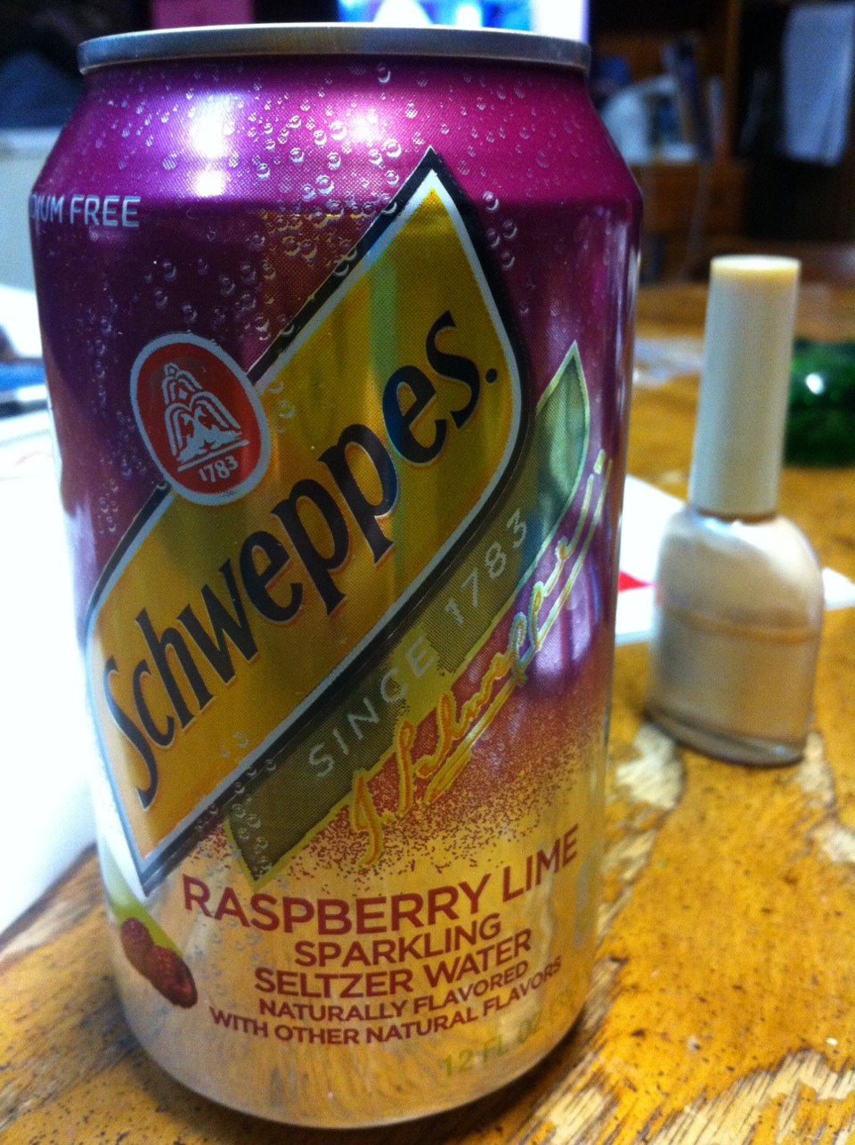 Seltzer Water Helps Keep Your Teeth Whittier ? Musely