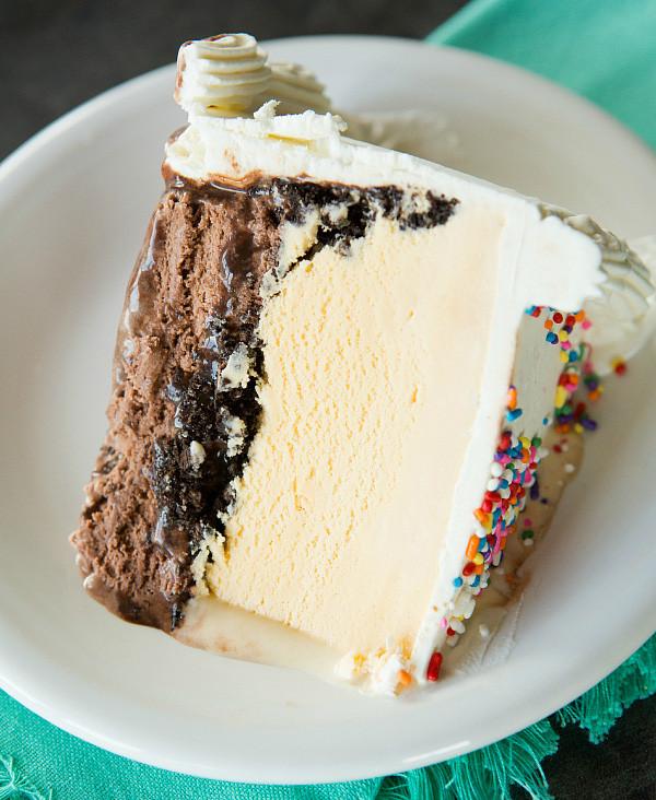 Serving Dairy Queen Ice Cream Cake Serving Dairy Queen Ice Cream Cake