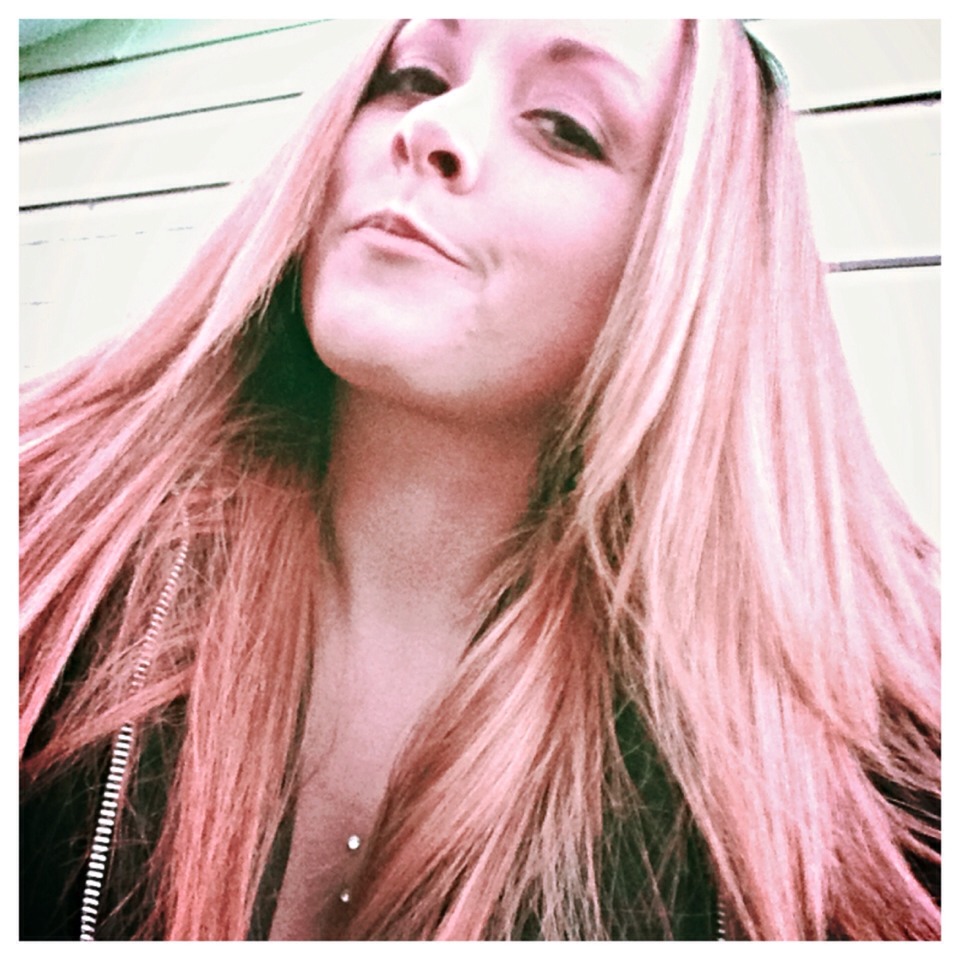 Straightening Very Curly Hair Smooth No Frizzy Strands Musely