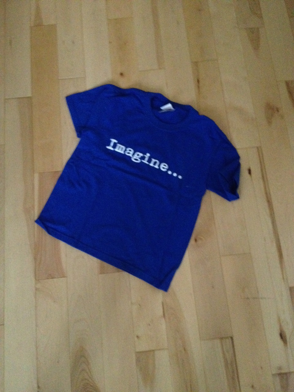 Use A Simple Old T Shirt To Dry Your Hair To Create Less Frizz Musely